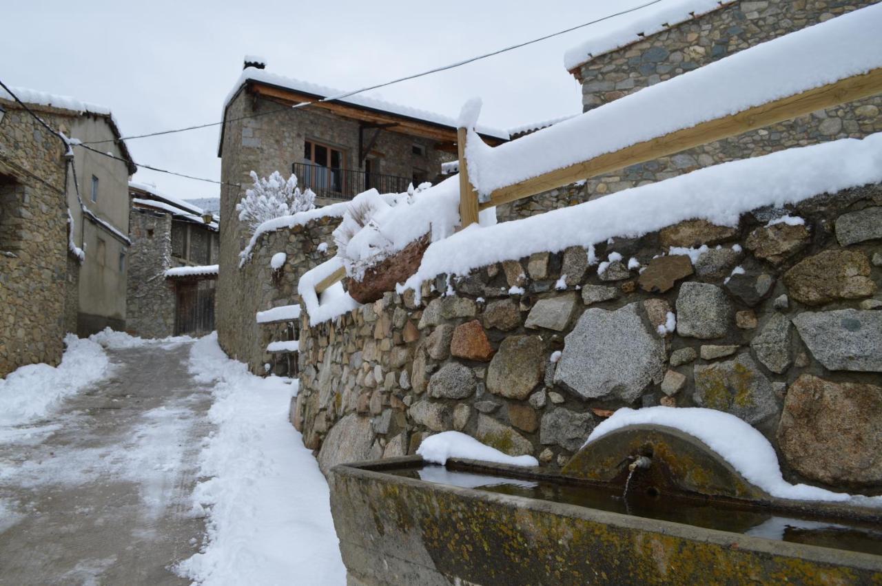 Hostal Pas De La Pera Aransá Kültér fotó