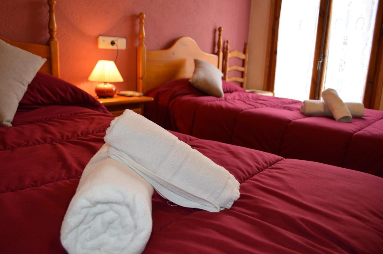 Hostal Pas De La Pera Aransá Kültér fotó