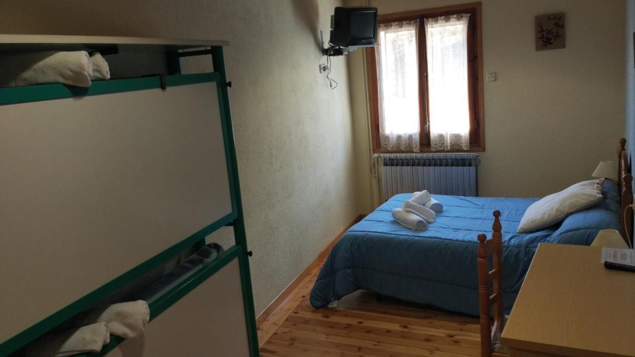 Hostal Pas De La Pera Aransá Kültér fotó