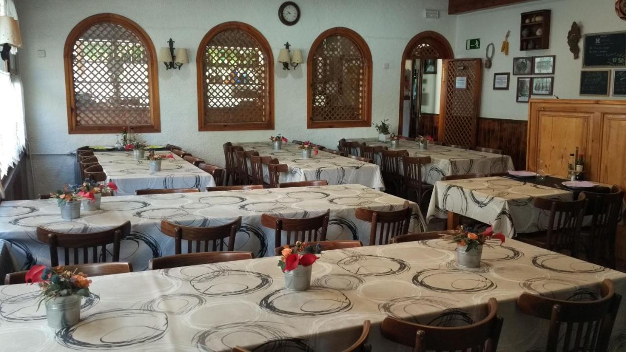 Hostal Pas De La Pera Aransá Kültér fotó